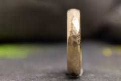 Ehering 585er Gelbgold Hammerschlag frontal
