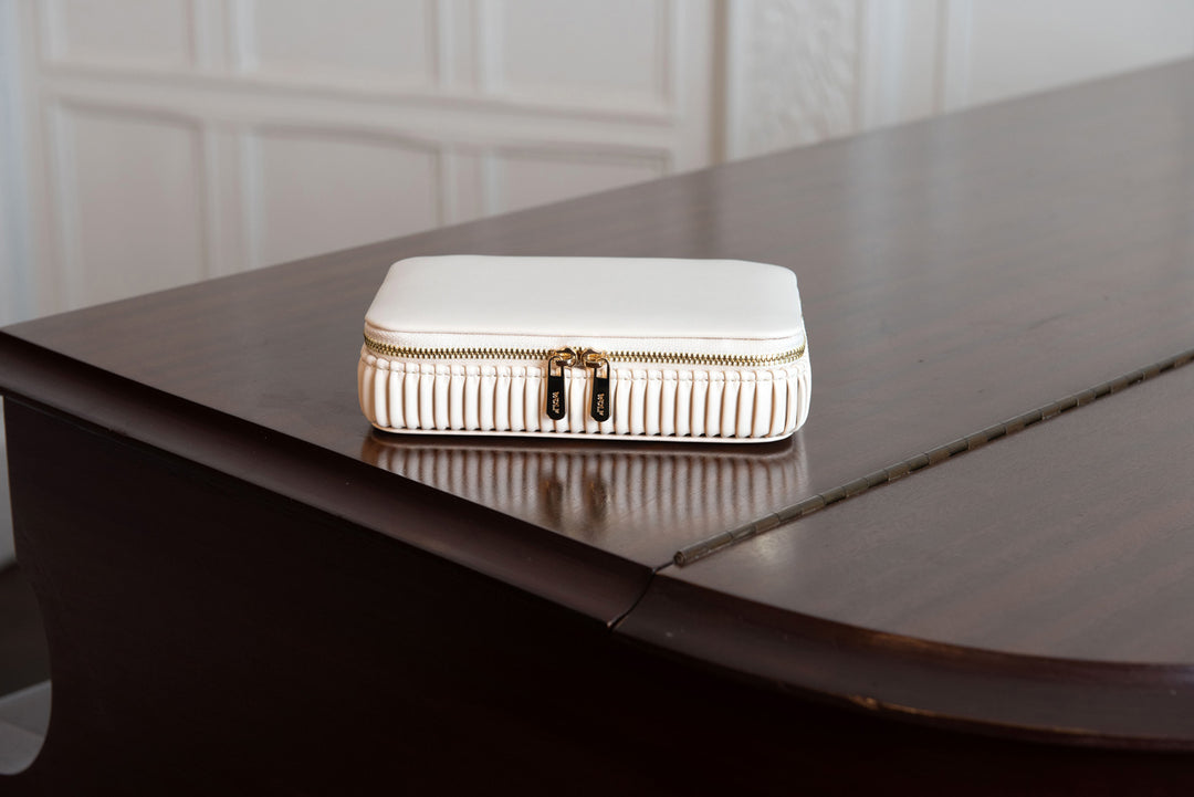 WOLF Bella Zip Case