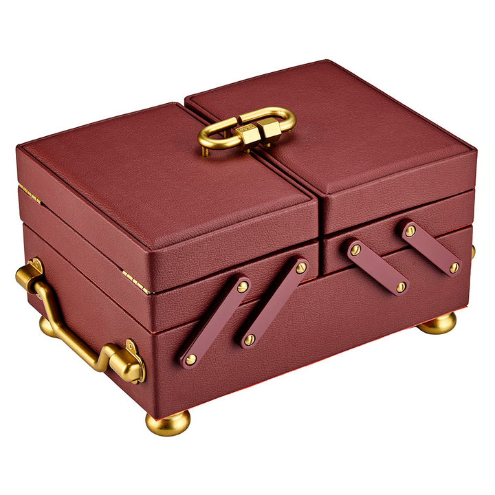 Wolf x Marla Aaron Baby Everything Box Farbe Burgundy seitlich