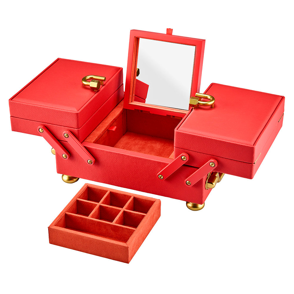 Wolf x Marla Aaron Baby Everything Box Farbe Red geöffnet