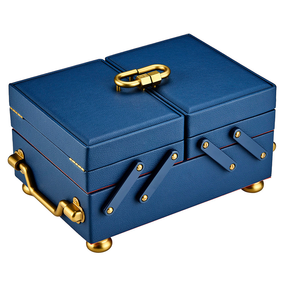 Wolf x Marla Aaron Baby Everything Box Farbe Navy seitlich