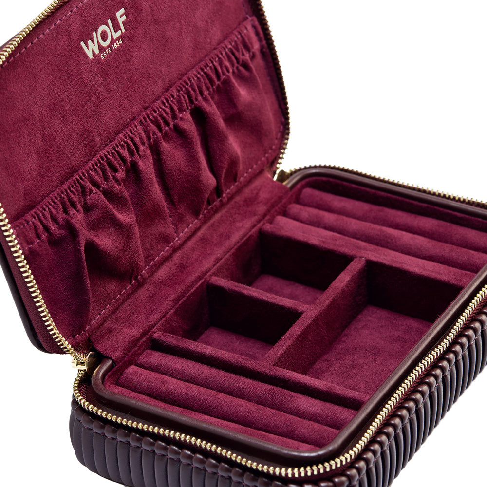 Schmuckkästchen WOLF Bella Zip Farbe Bordeaux seitlich Detail