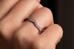 Verlobungsring Vorsteckring 950er Platin Wave an Hand