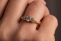 Verlobungsring 750er Gelbgold Mermaid an Hand