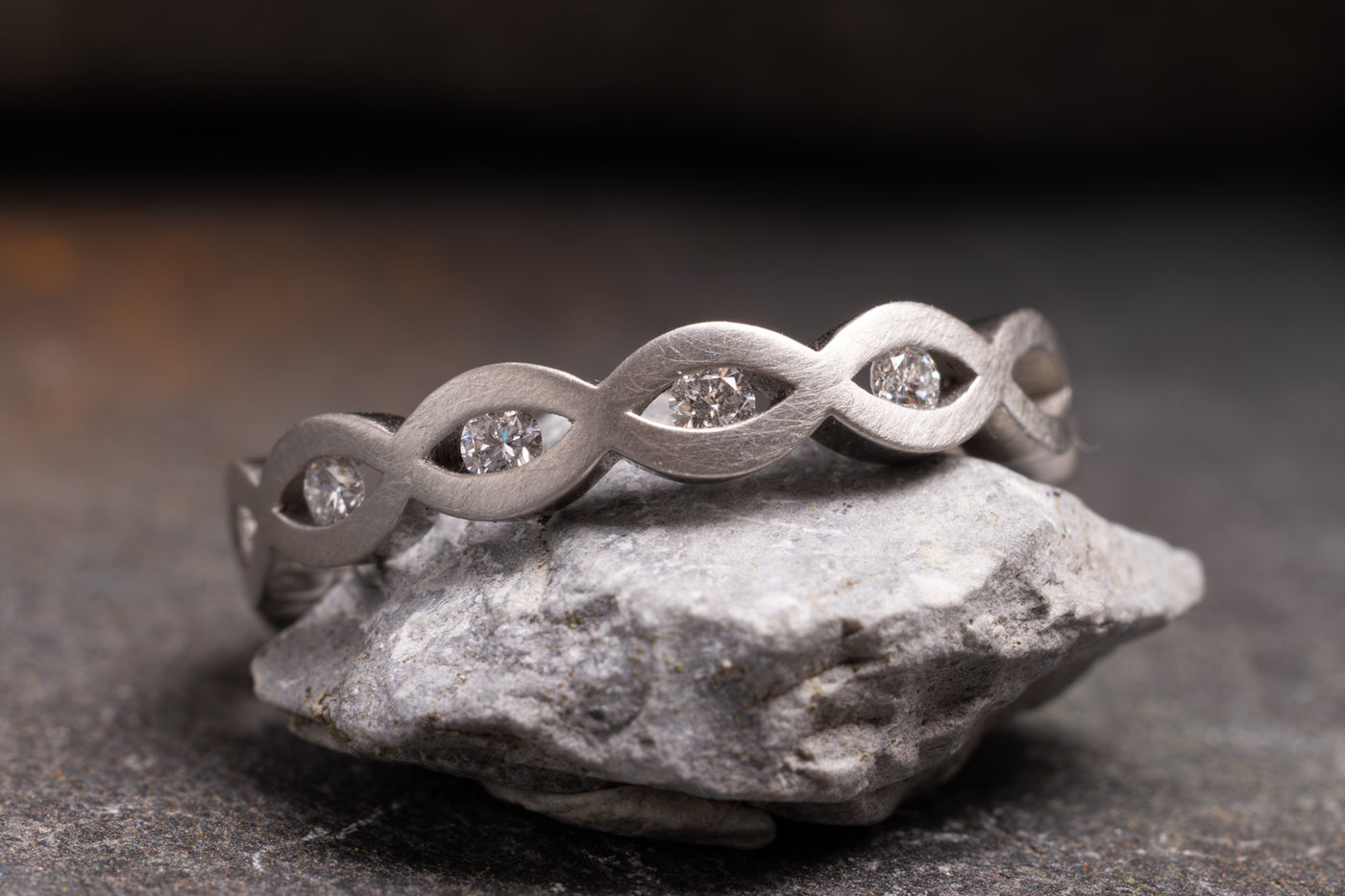 Infinity 950/- Platin