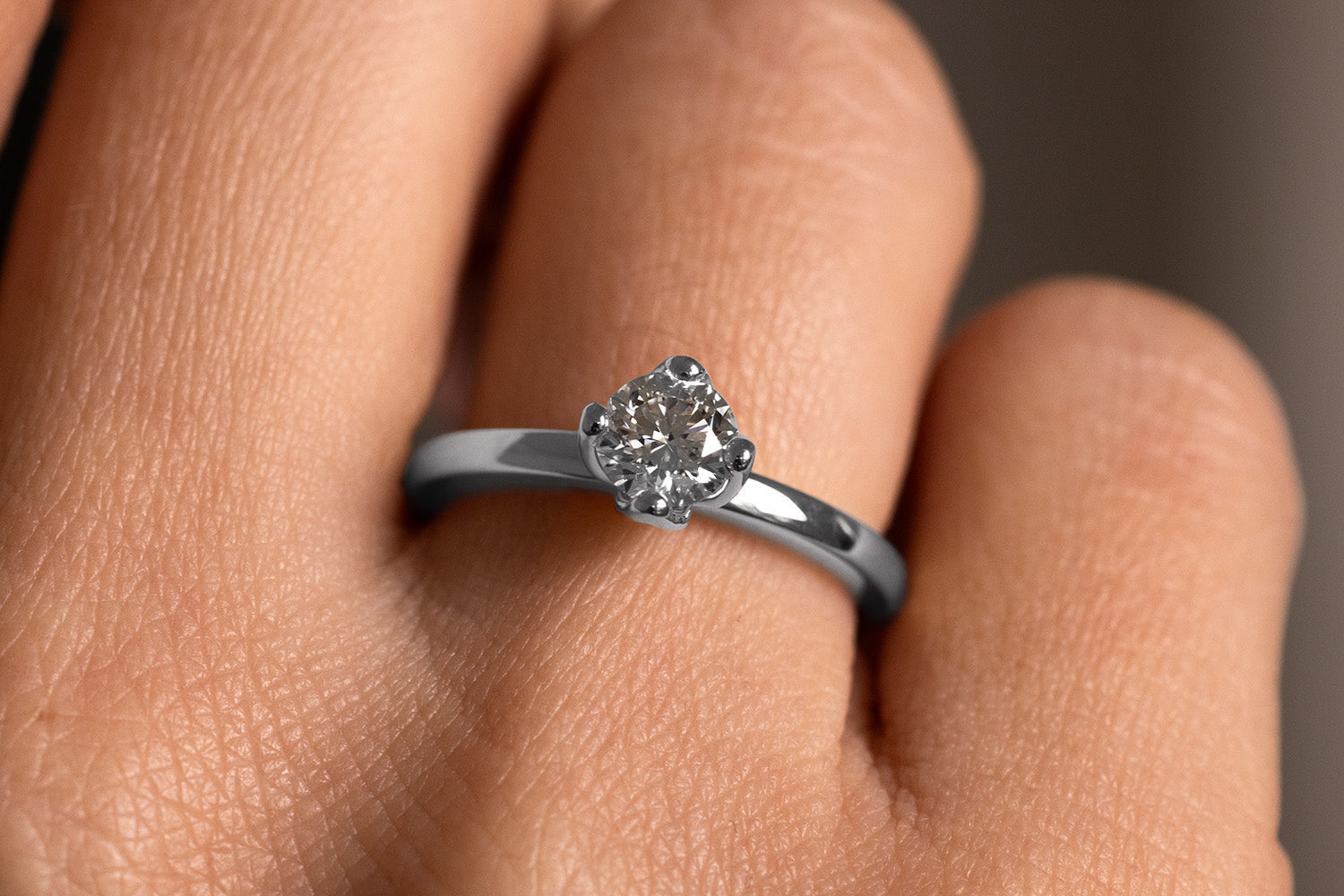 Verlobungsring Vorsteckring 950er Platin Little Sophie Hand