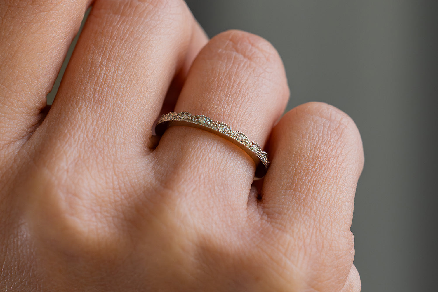 Verlobungsring Vorsteckring 750er Weissgold Spitze Hand