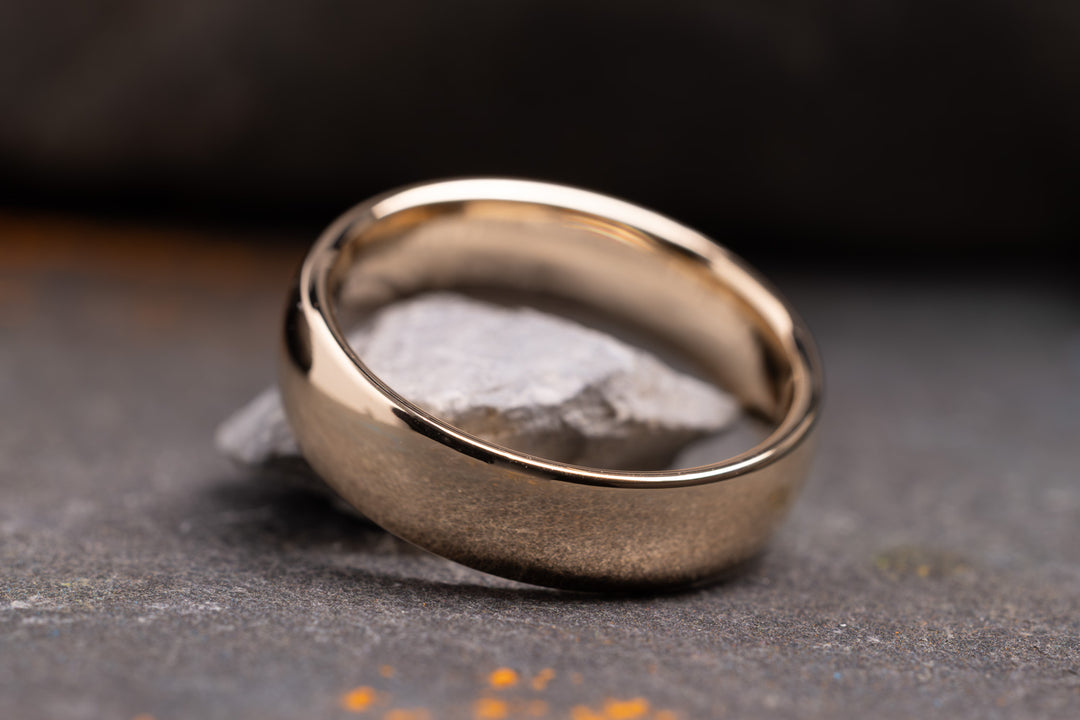 Ehering 585er Rosegold Pur Glanz seitlich