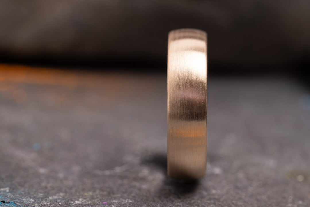Ehering 585er Rosegold Pur Strichmatt frontal