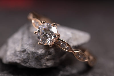 Verlobungsring 585er Rotgold Rosalie