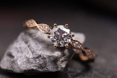 Verlobungsring 585er Rotgold Rosalie