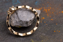 Verlobungsring 750er Gelbgold Rosalie seitlich