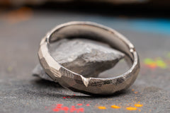 Ehering Trauring 585er Weissgold Grenzenlos mit Kerben seitlich
