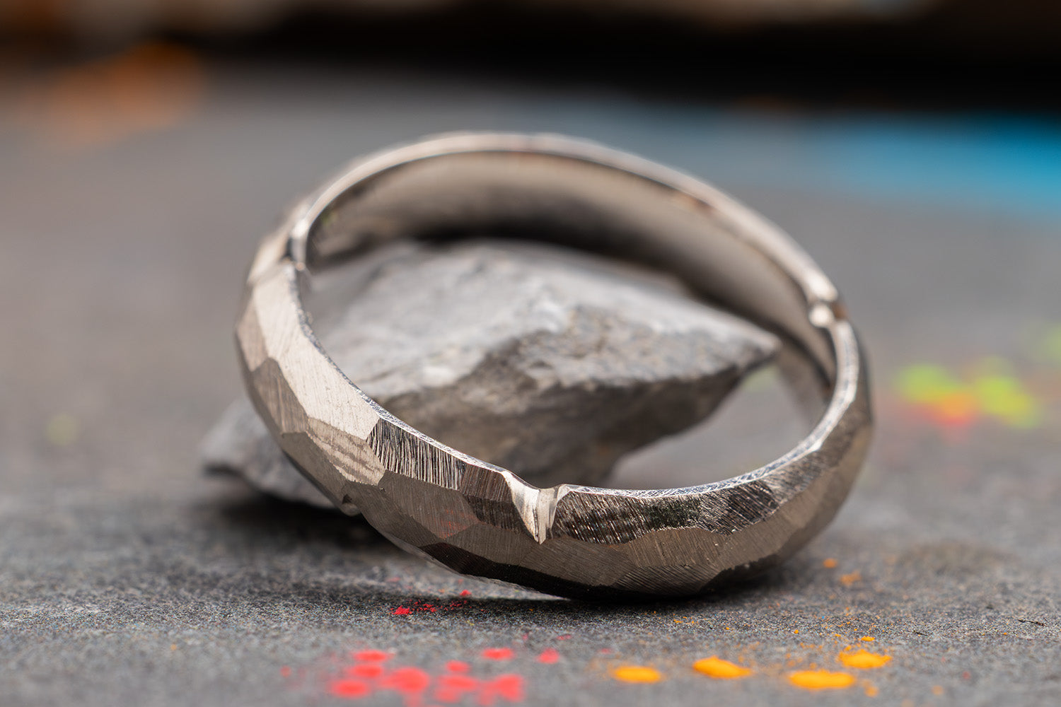 Ehering Trauring 585er Weissgold Grenzenlos mit Kerben seitlich