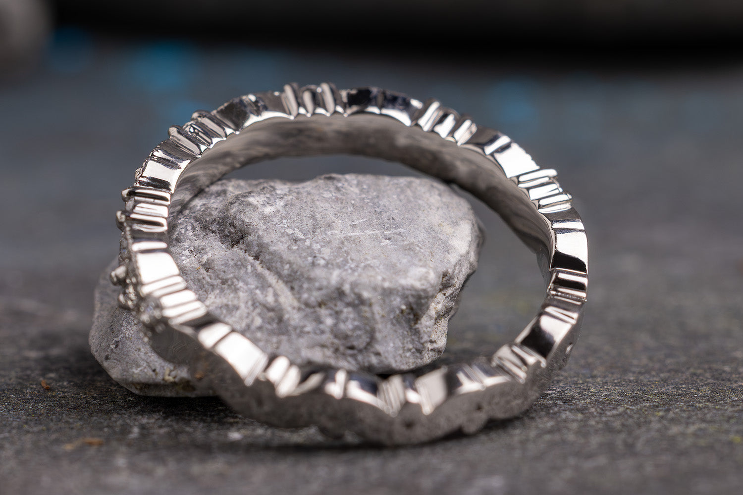 Verlobungsring Vorsteckring aus 950er Palladium Adeline seitlich 