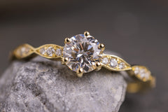 Verlobungsring 585er Gelbgold Rosalie Detailansicht