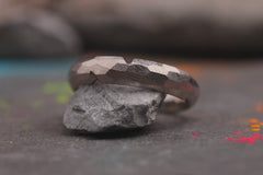 Ehering Trauring 585er Weissgold Grenzenlos mit Kerben Nahaufnahmen