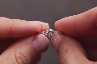 Verlobungsring 585er Rotgold Rosalie 360 Grad Ansicht