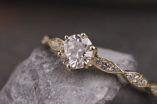 Verlobungsring 585er Gelbgold Rosalie Nahaufnahmen