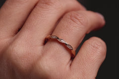 Verlobungsring Vorsteckring 585er Rotgold Vintage Flower Handmodel