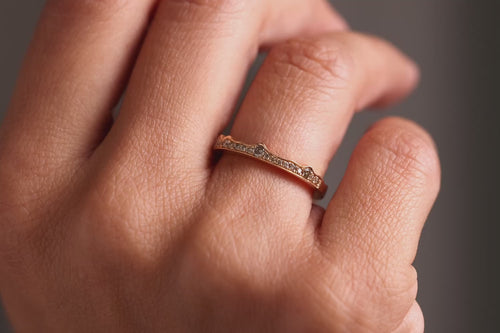 Unikat Verlobungsring 750er Roségold Darling champagne Handmodel