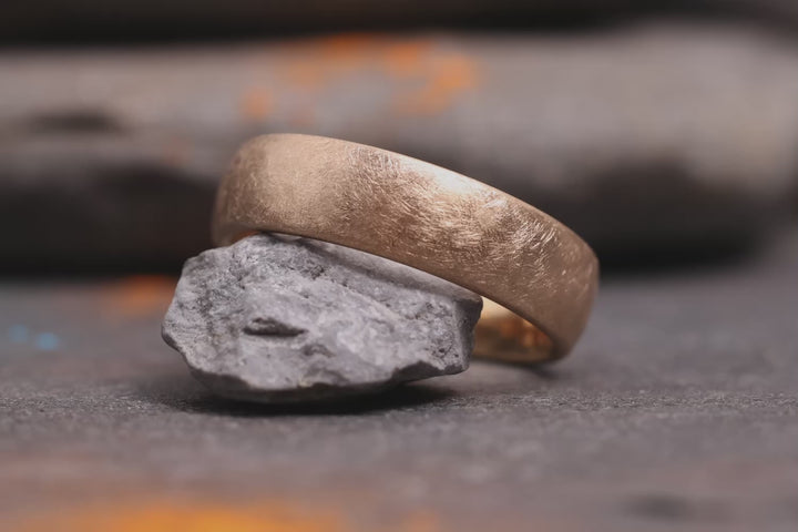 Ehering 750er Rosegold Pur Eismatt Nahaufnahmen