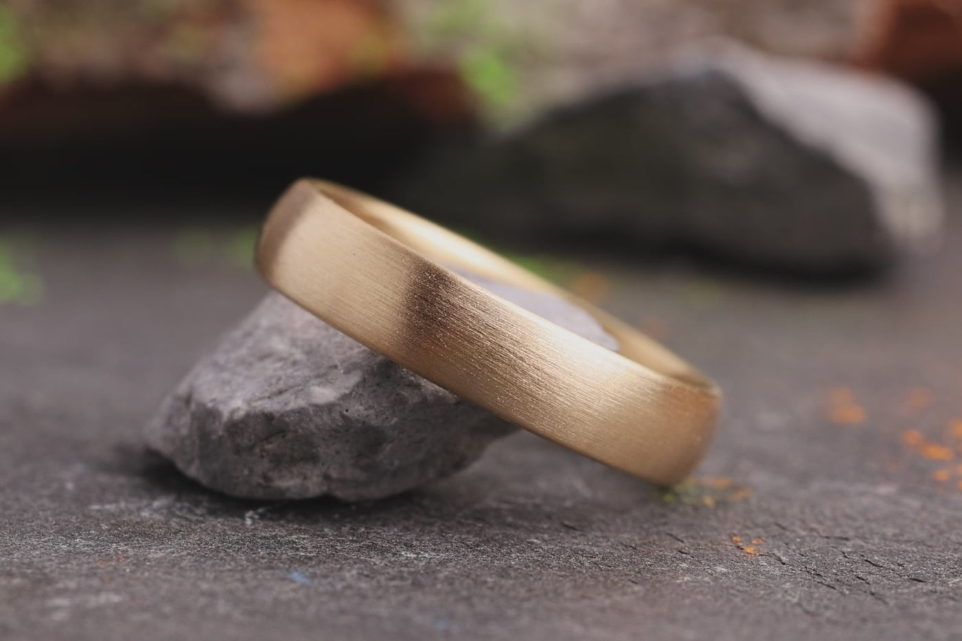 Pur strichmatt 750/- Gelbgold