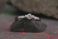 Verlobungsring Vorsteckring 950er Platin Vintage Secret Nahaufnahmen