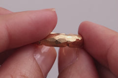 Ehering Trauring 750er Roségold Grenzenlos mit Kerben 360 Grad Ansicht