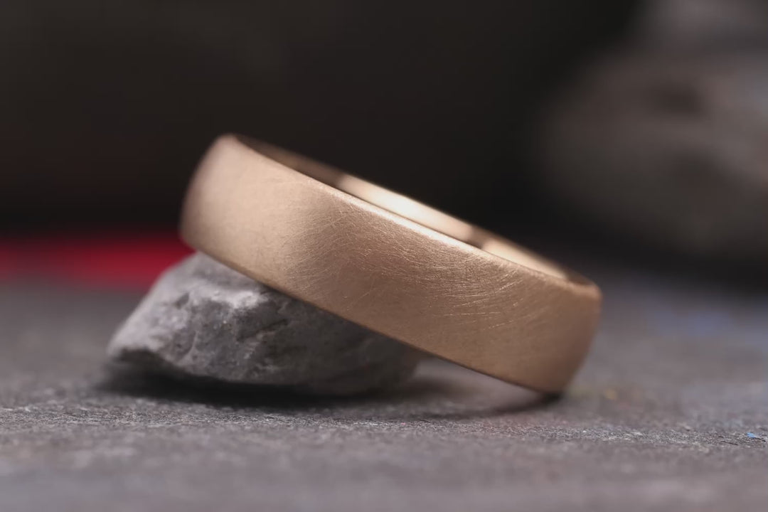 Ehering 750er Rosegold Pur Seidenmatt Nahaufnahmen