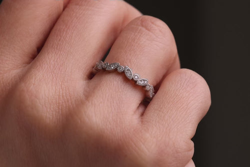 Verlobungsring Vorsteckring 950er Platin Dornröschen Handmodel