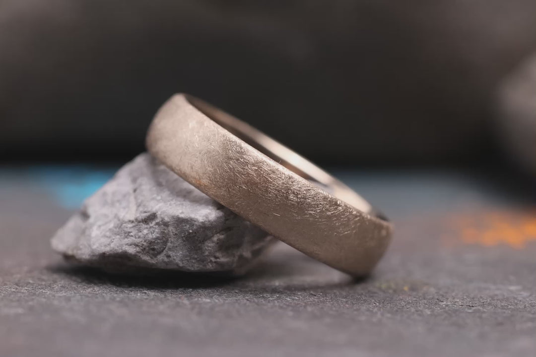Ehering 750er Gelbpalladium Pur Eismatt Nahaufnahmen