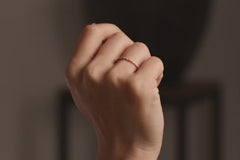 Verlobungsring Vorsteckring 585er Rotgold Rapunzel Small Handmodel