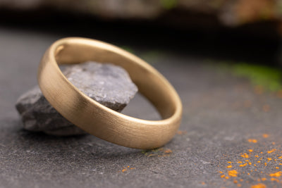 Pur strichmatt 750/- Gelbgold