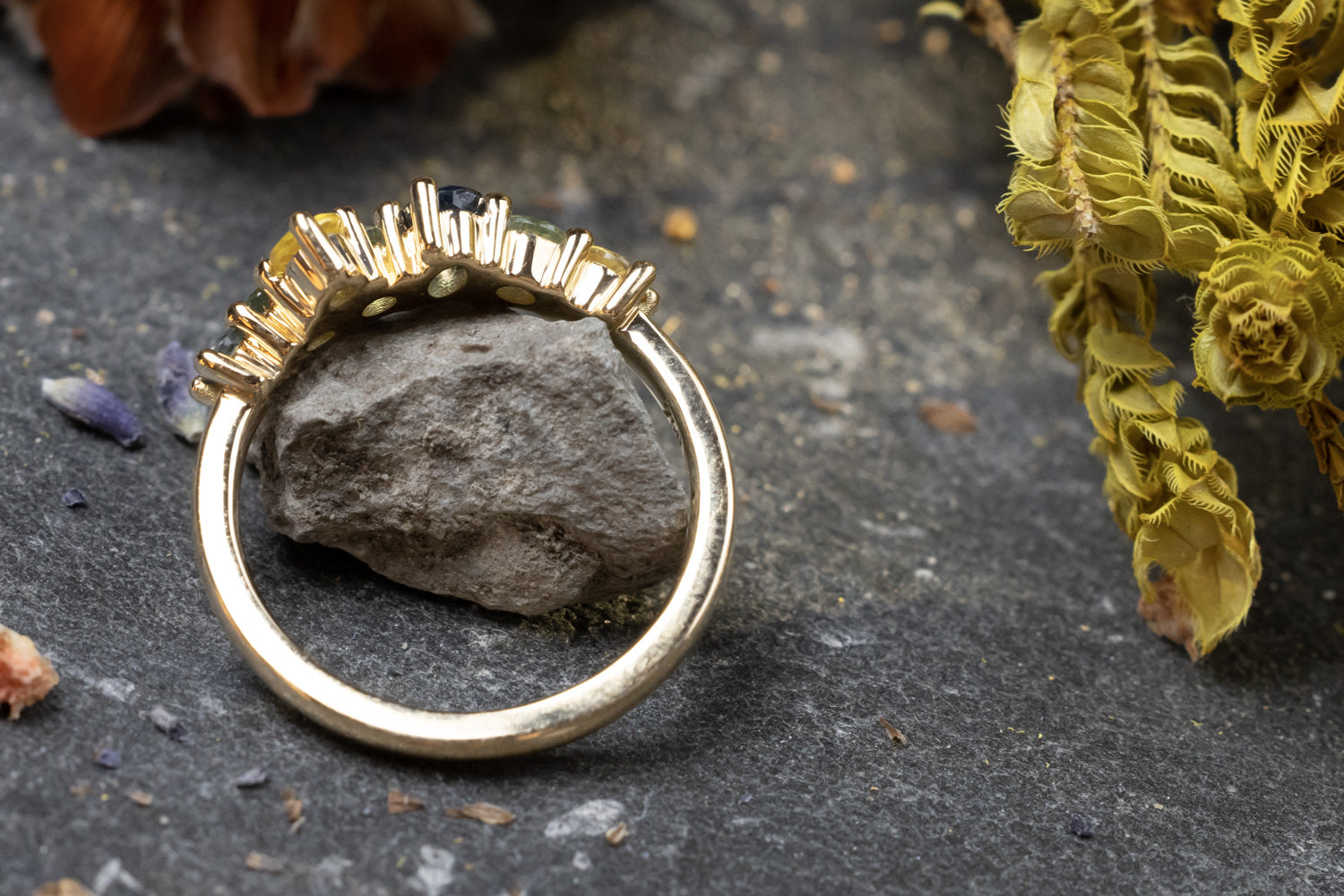 Unikat Verlobungsring Vorsteckring 750er Gelbgold  Westcoast 1 seitlich 