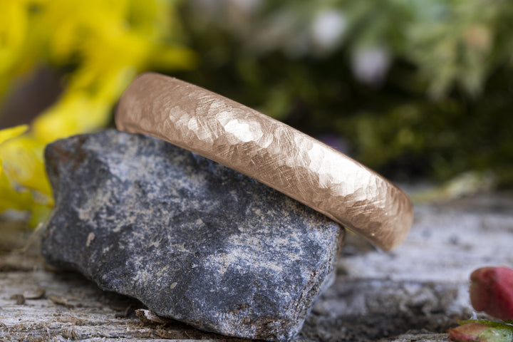Ehering 585er Rotgold Hammerschlag