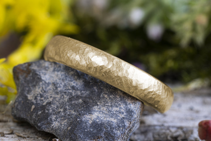 Ehering 750er Gelbgold Hammerschlag